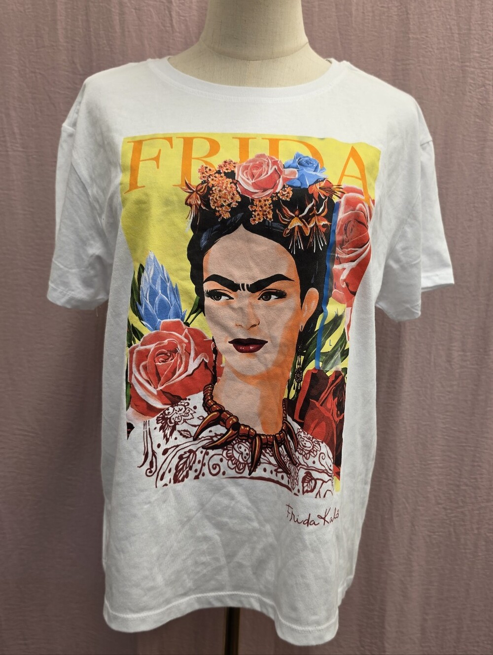 Frida Kahlo Floral Graphic Print Tshirt- WHITE, LARGE NWD